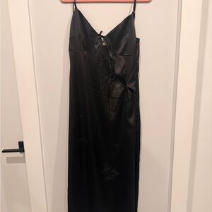 Chic Black Backless Dress